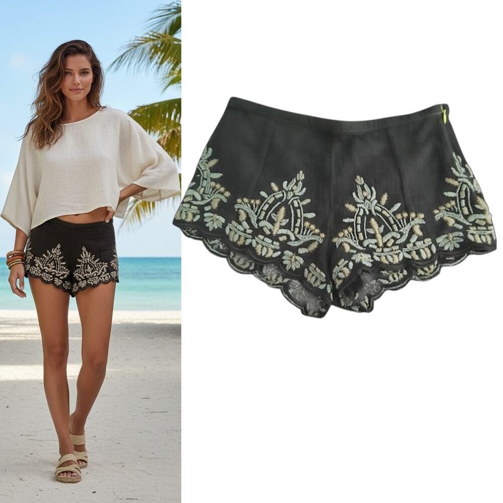 Free people Embroidered Casual Boho Shorts Wmn's Sz XS Brown Scalloped Textured